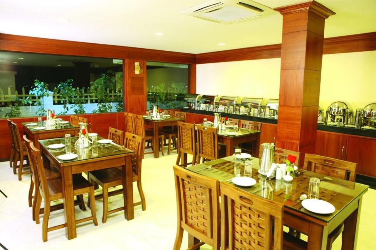 Meenakshi'S Sunshine Hotel Maduraj Zewnętrze zdjęcie