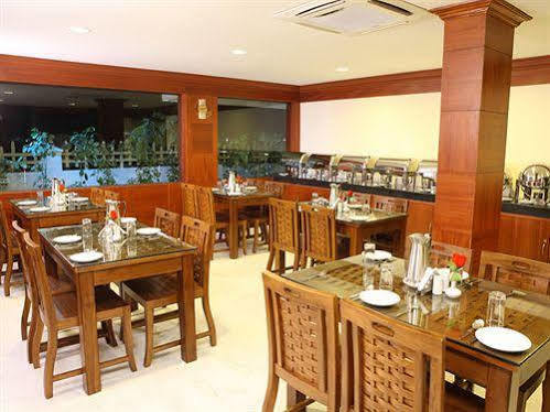 Meenakshi'S Sunshine Hotel Maduraj Zewnętrze zdjęcie