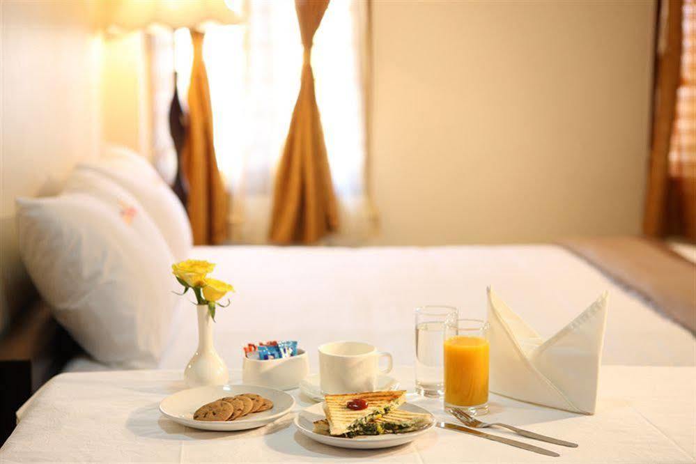 Meenakshi'S Sunshine Hotel Maduraj Zewnętrze zdjęcie